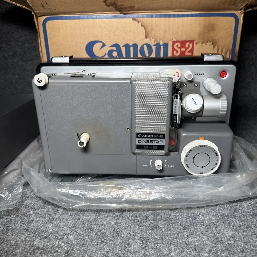 Canon P-8 Cine Star S-2‎ w/Accessories & Box READ